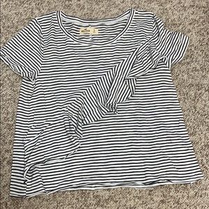 Holister T-shirt size small